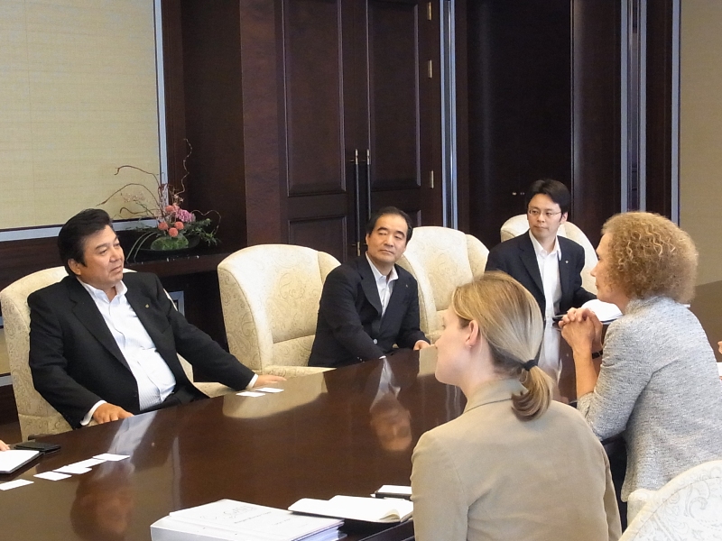 Idea Exchange Meeting with Helen Evans (GAVI Alliance CEO), Suzuki Shigeharu (Chairman of Daiwa Securities Group), and HGPI